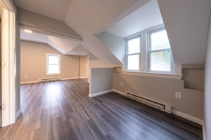 9 Blackhall Ct, New London, CT 06320, USA Photo 16