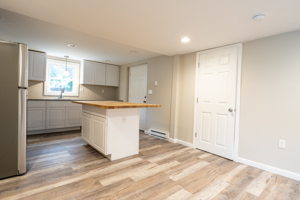 9 Blackhall Ct, New London, CT 06320, USA Photo 24