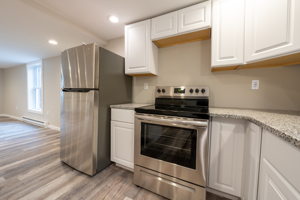 9 Blackhall Ct, New London, CT 06320, USA Photo 30