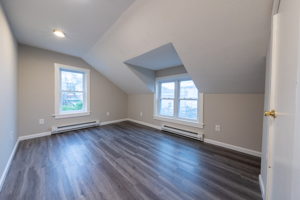 9 Blackhall Ct, New London, CT 06320, USA Photo 18