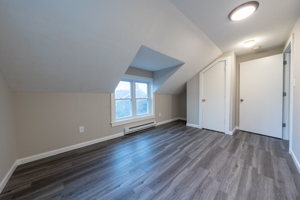 9 Blackhall Ct, New London, CT 06320, USA Photo 19