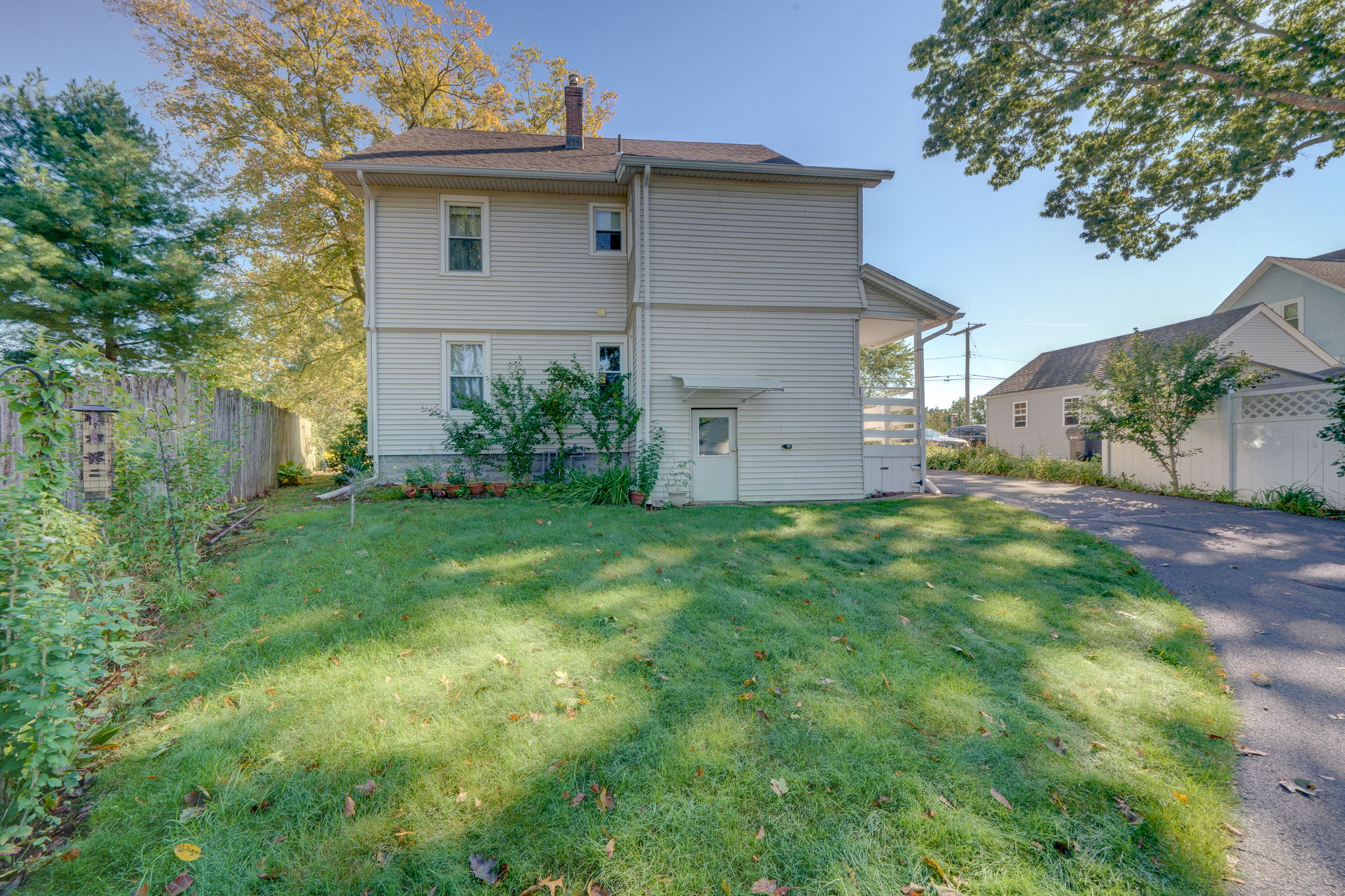 70 Parker St, Manchester, CT 06040 Ed McCullough Photography