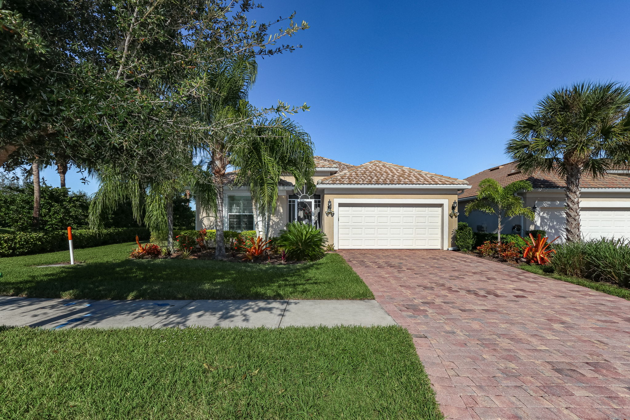 8642 Veronawalk Blvd, Naples, FL 34114, US Photo 2