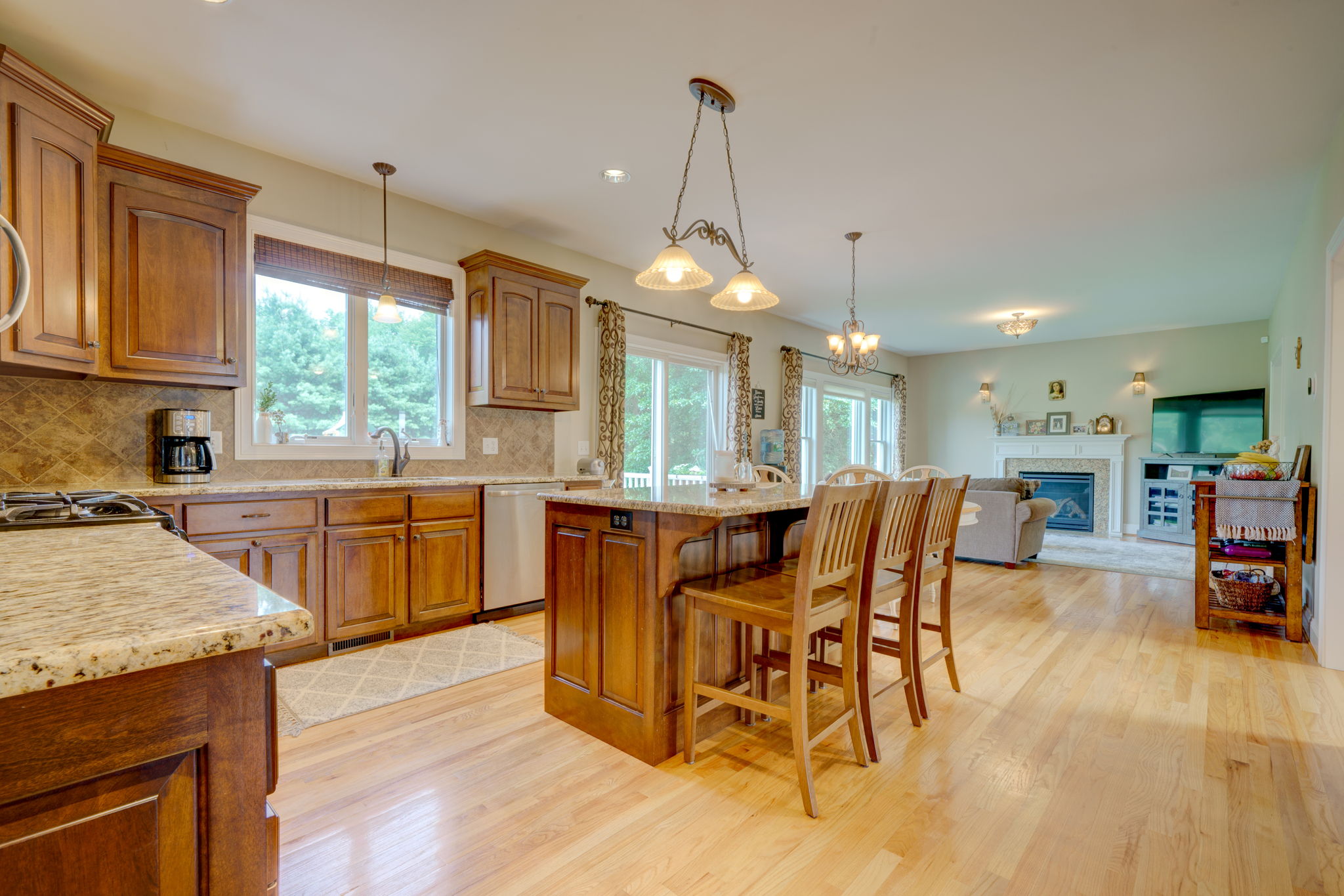 10 La Fountain Rd, Suffield, CT 06078, USA Photo 18