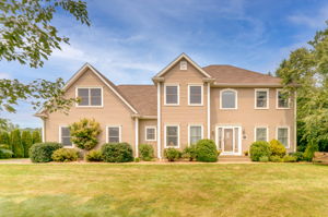 10 La Fountain Rd, Suffield, CT 06078, USA Photo 0