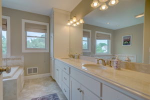 10 La Fountain Rd, Suffield, CT 06078, USA Photo 47