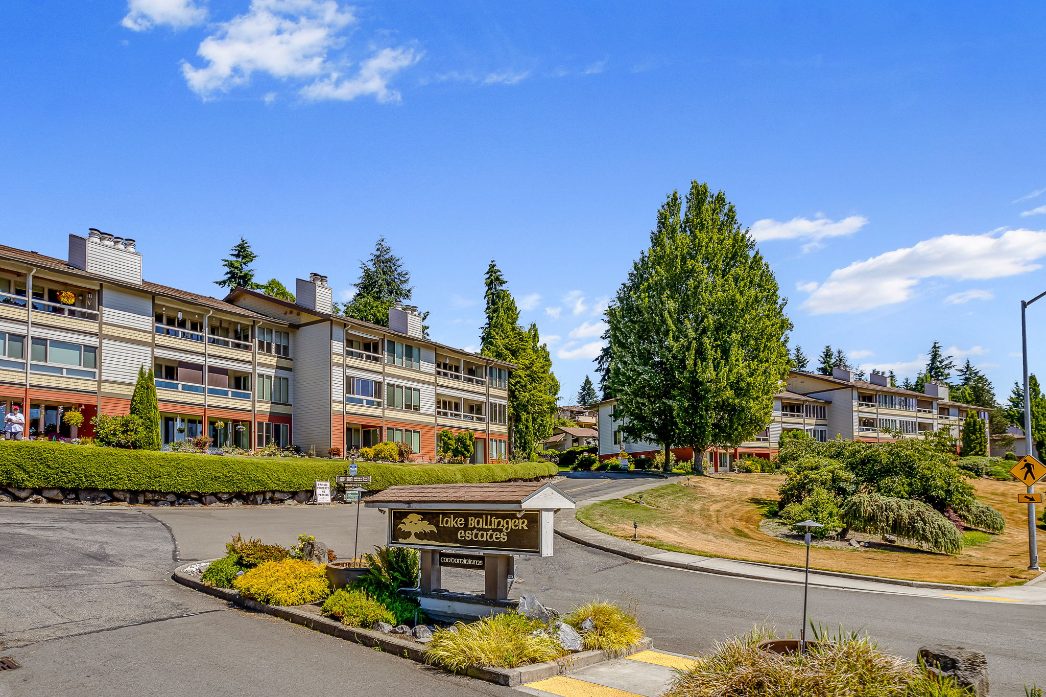 23501 Lakeview Dr D 102, Mountlake Terrace, WA 98043 See Inside PNW