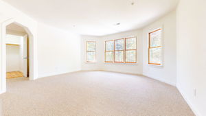 12 Stuyvesant St, Kingston, NY 12401, US Photo 18