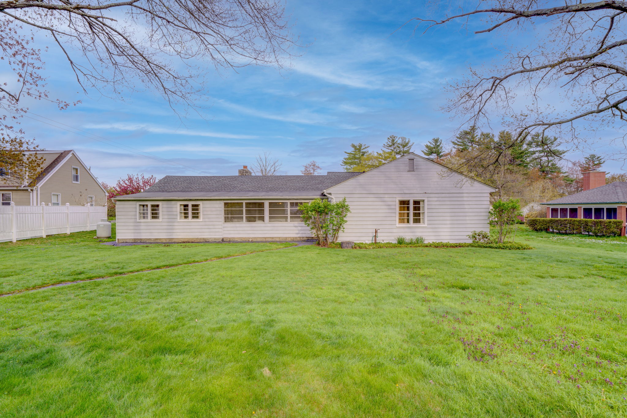 289 Pineridge Rd, Torrington, CT 06790 Ed McCullough Photography