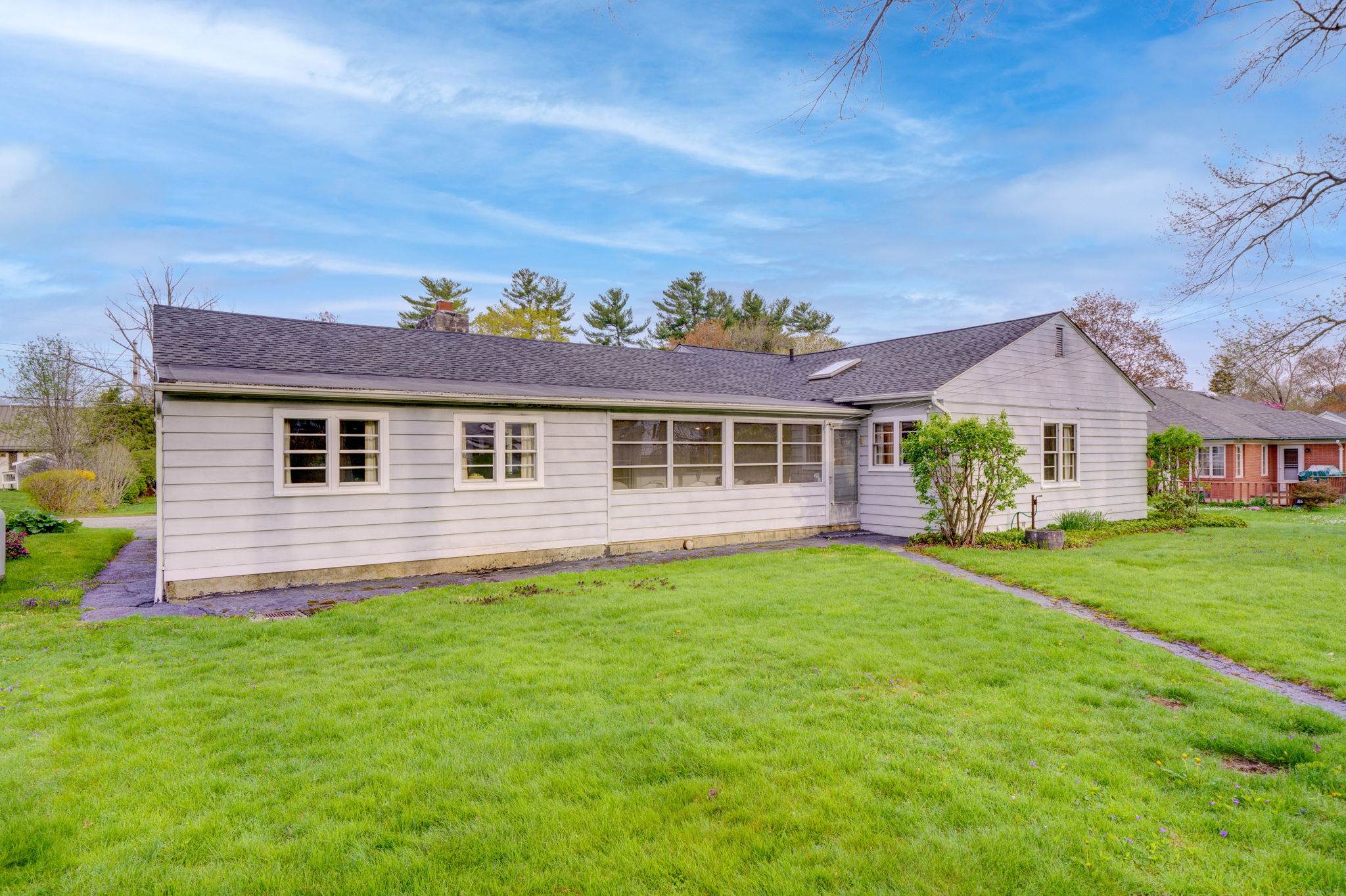 289 Pineridge Rd, Torrington, CT 06790 Ed McCullough Photography