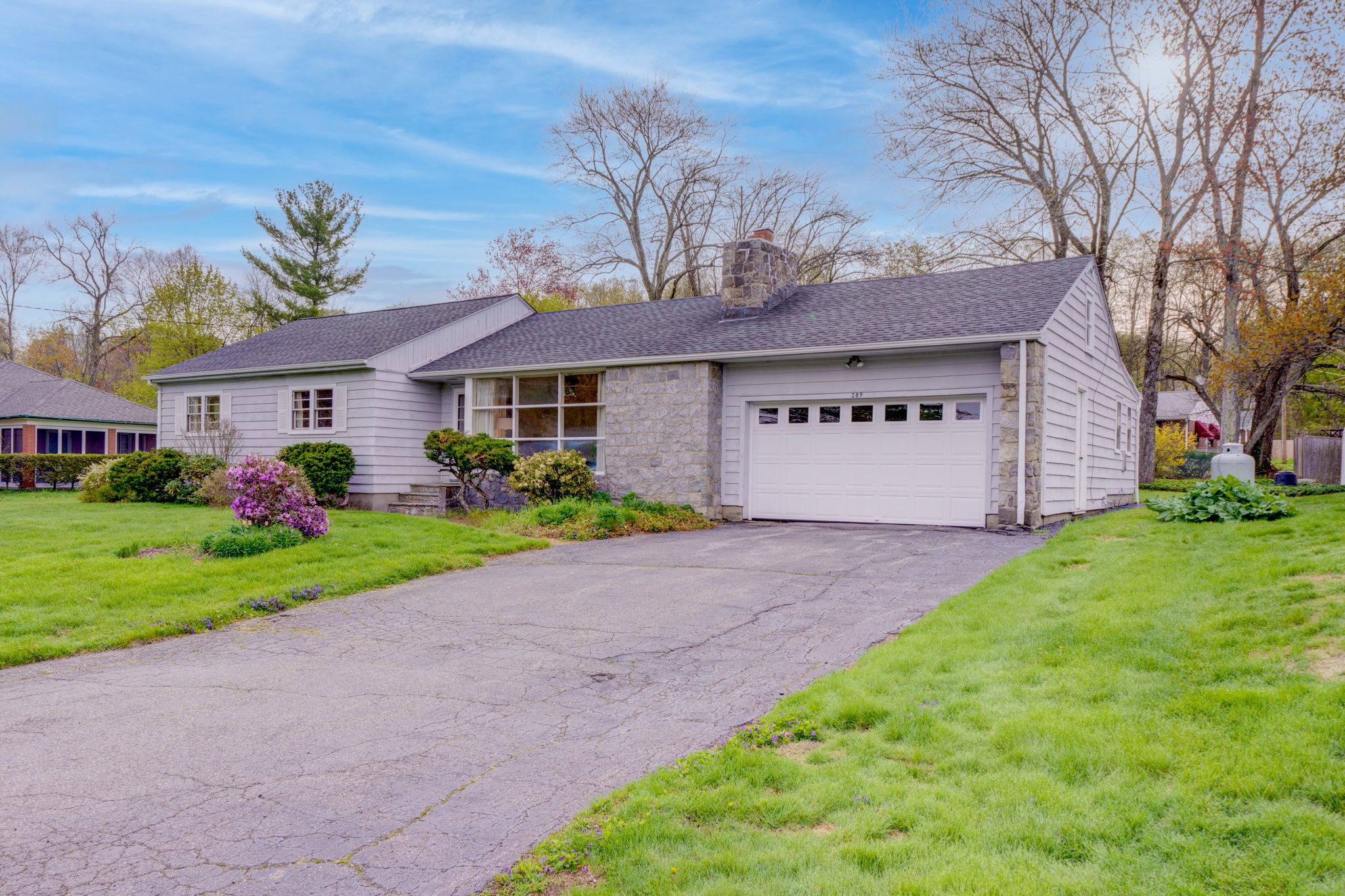 289 Pineridge Rd, Torrington, CT 06790 Ed McCullough Photography