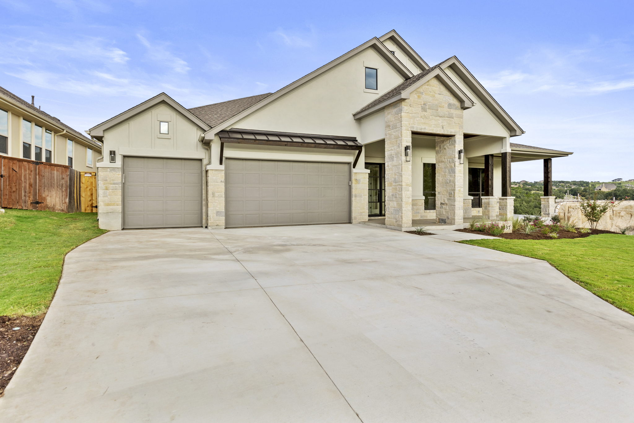 2537 Ambush Canyon, Leander, TX 78641, USA Photo 3