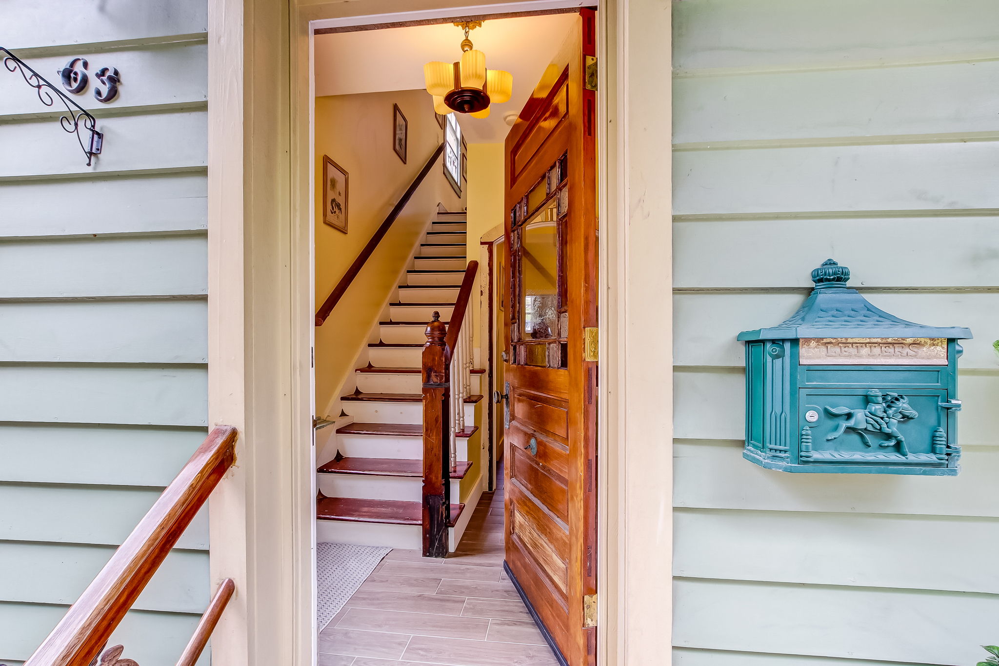 Front Entry Detail