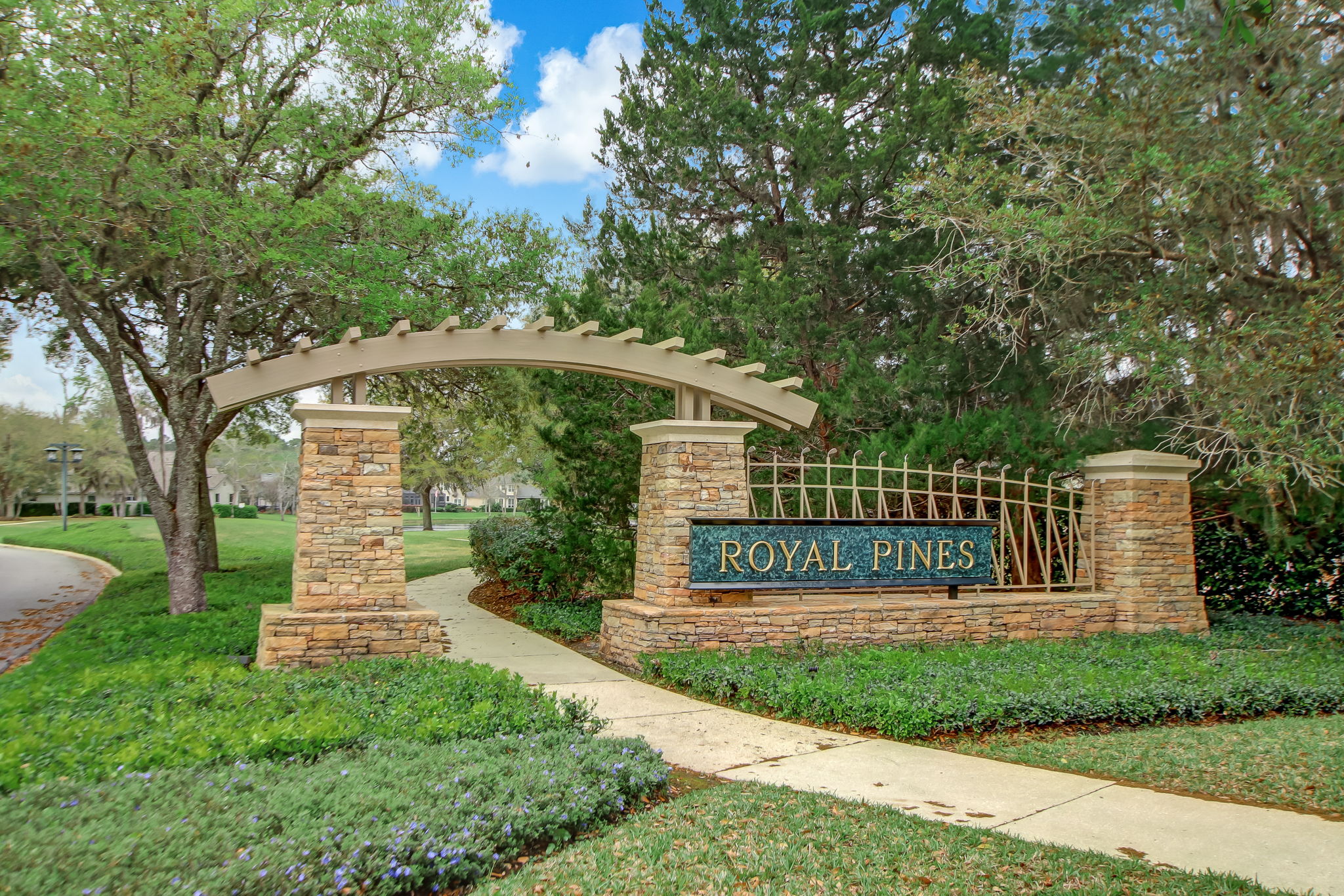 Royal Pines