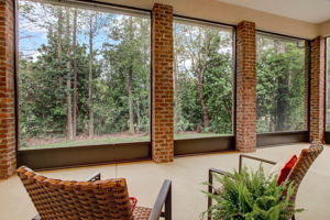 Screened-in Porch