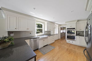 139 Cedar St, Braintree, MA 02184, US Photo 4