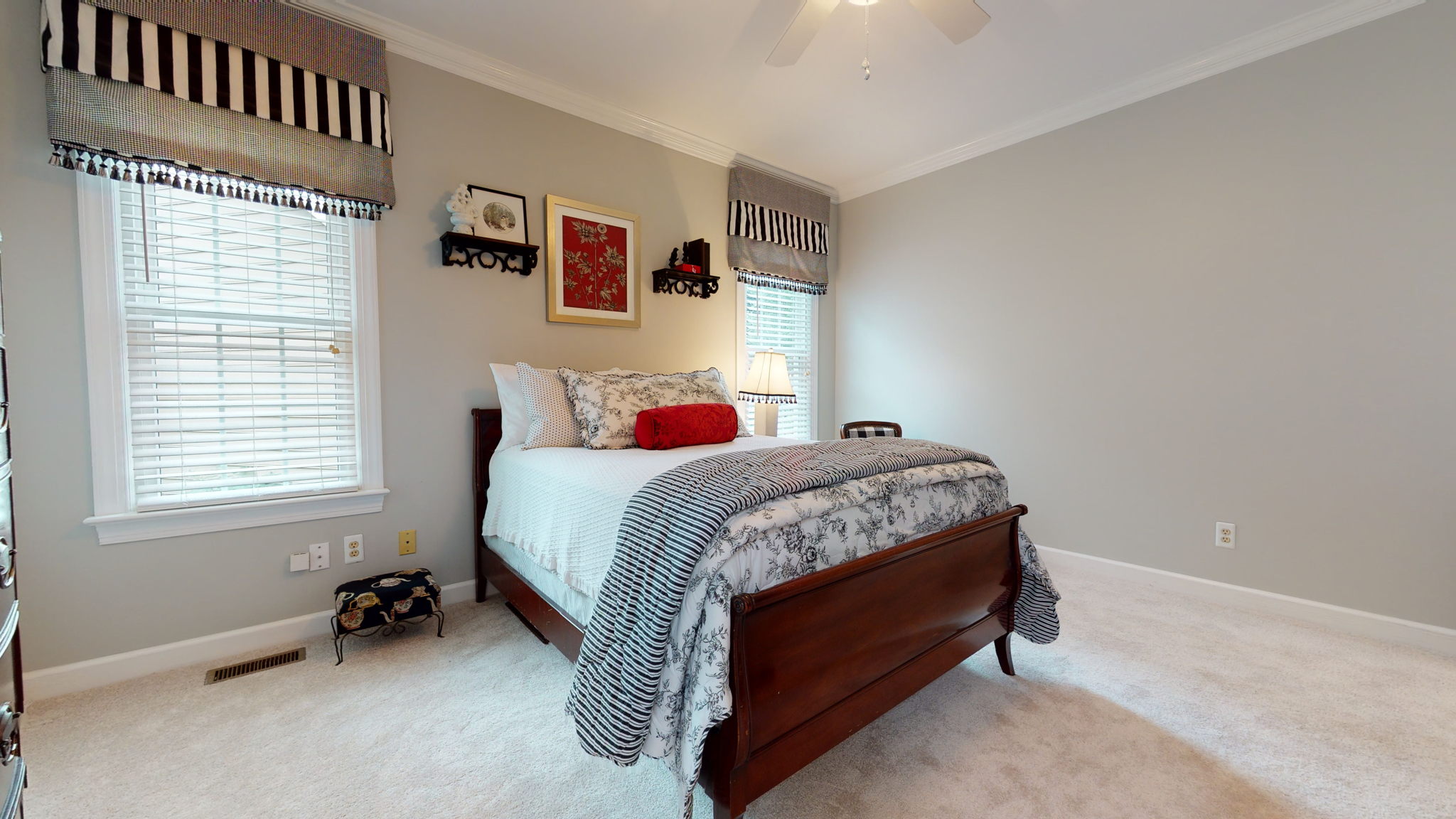 7008 Twyford Pl, Raleigh, NC 27612, USA Photo 66