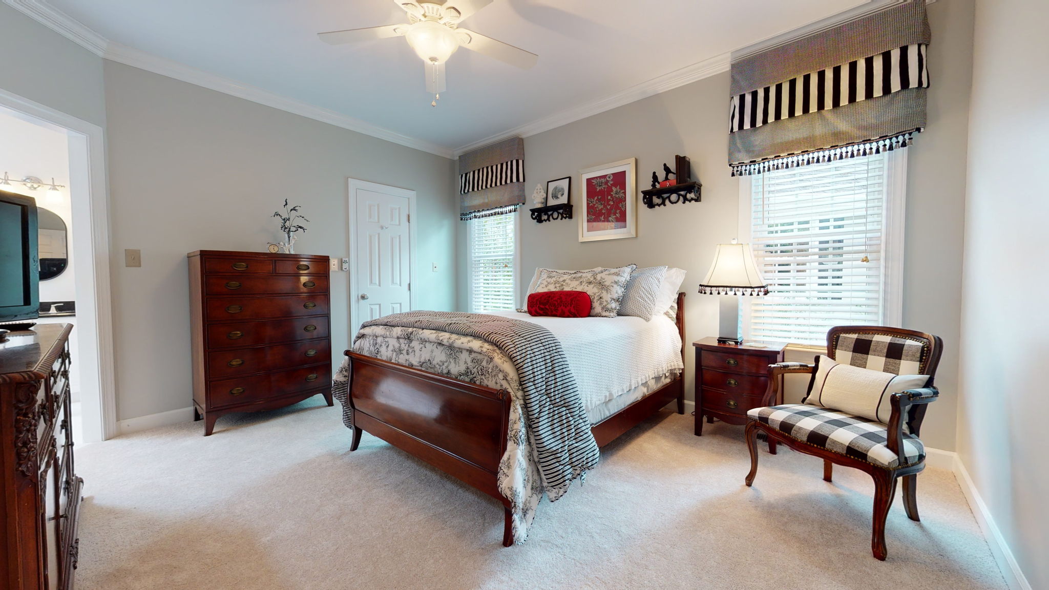 7008 Twyford Pl, Raleigh, NC 27612, USA Photo 65