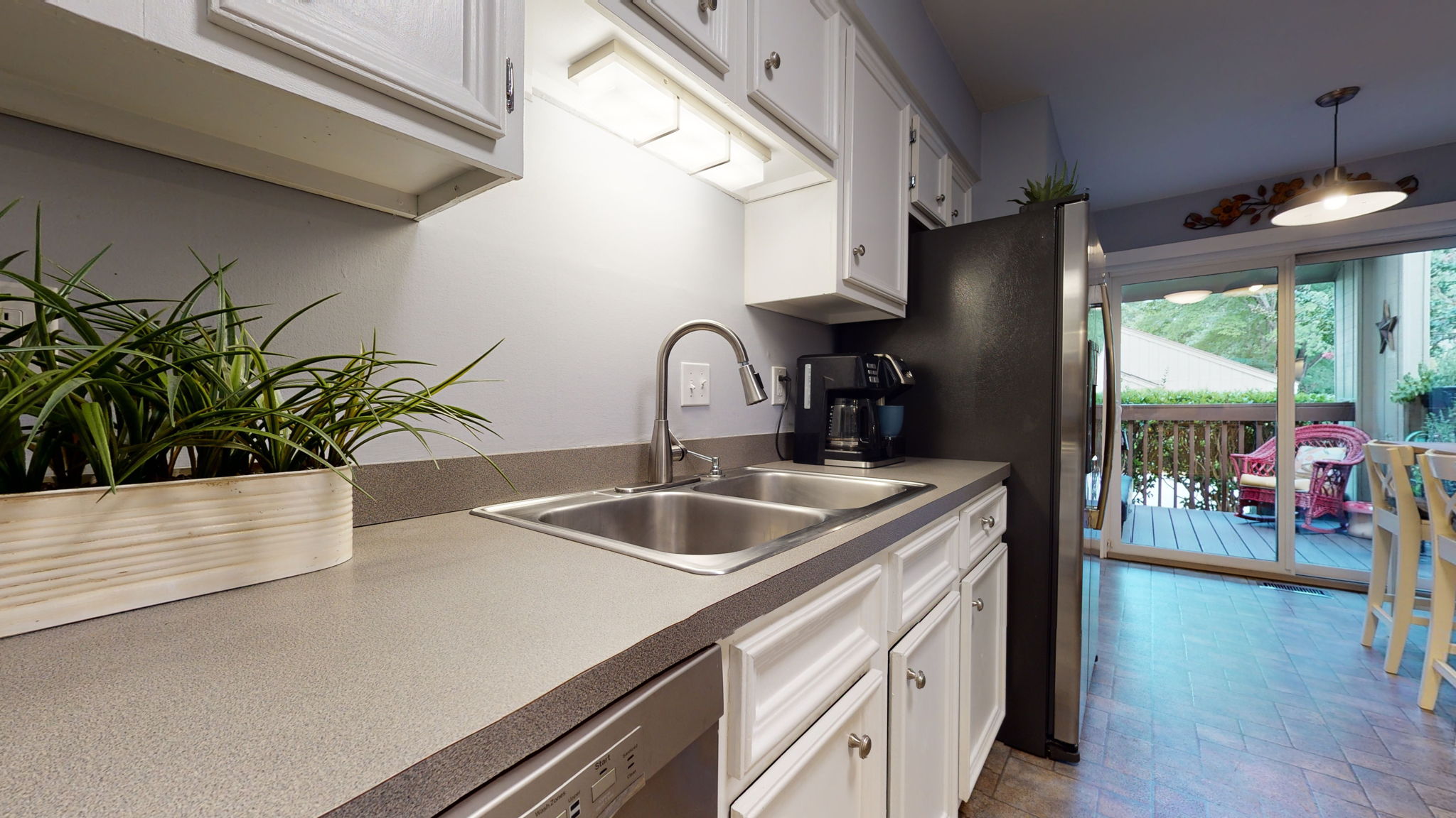 4100 Five Oaks Dr, Durham, NC 27707, USA Photo 17