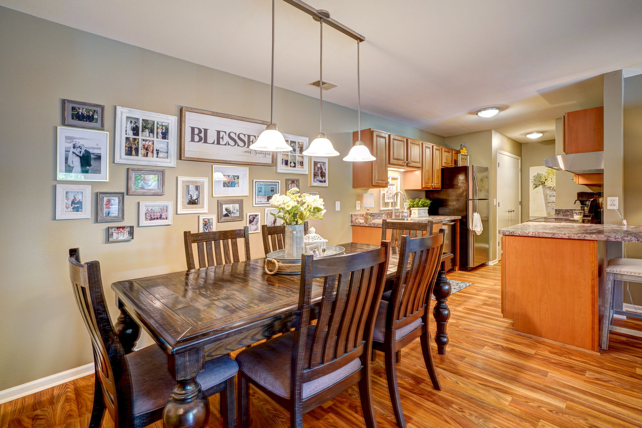 7211 98th Ave, Kenosha, WI 53142 Creative Juice Studios