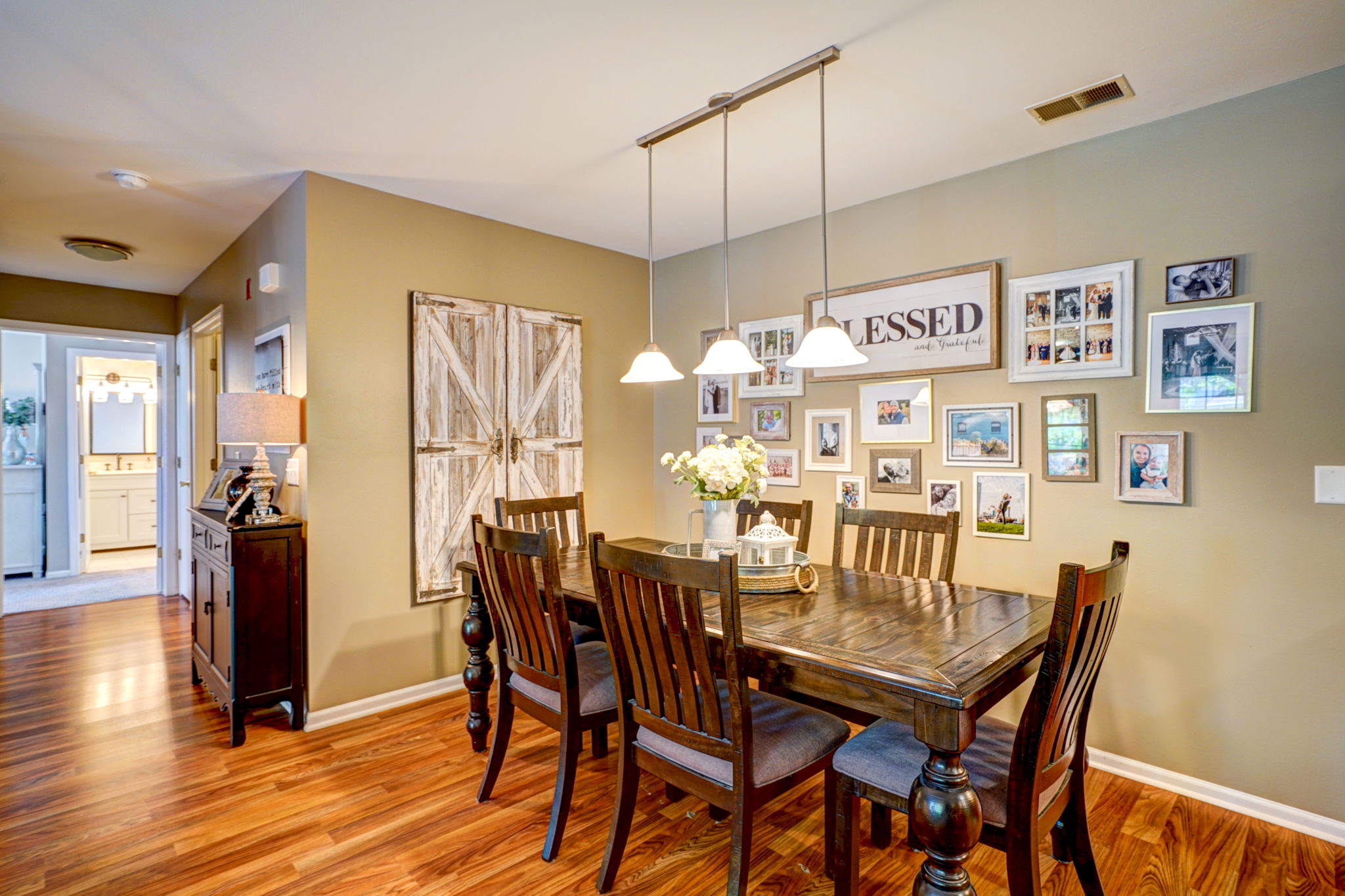 7211 98th Ave, Kenosha, WI 53142 Creative Juice Studios