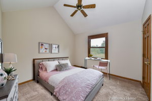 600 Kendridge Ct, Aurora, IL 60502, USA Photo 17