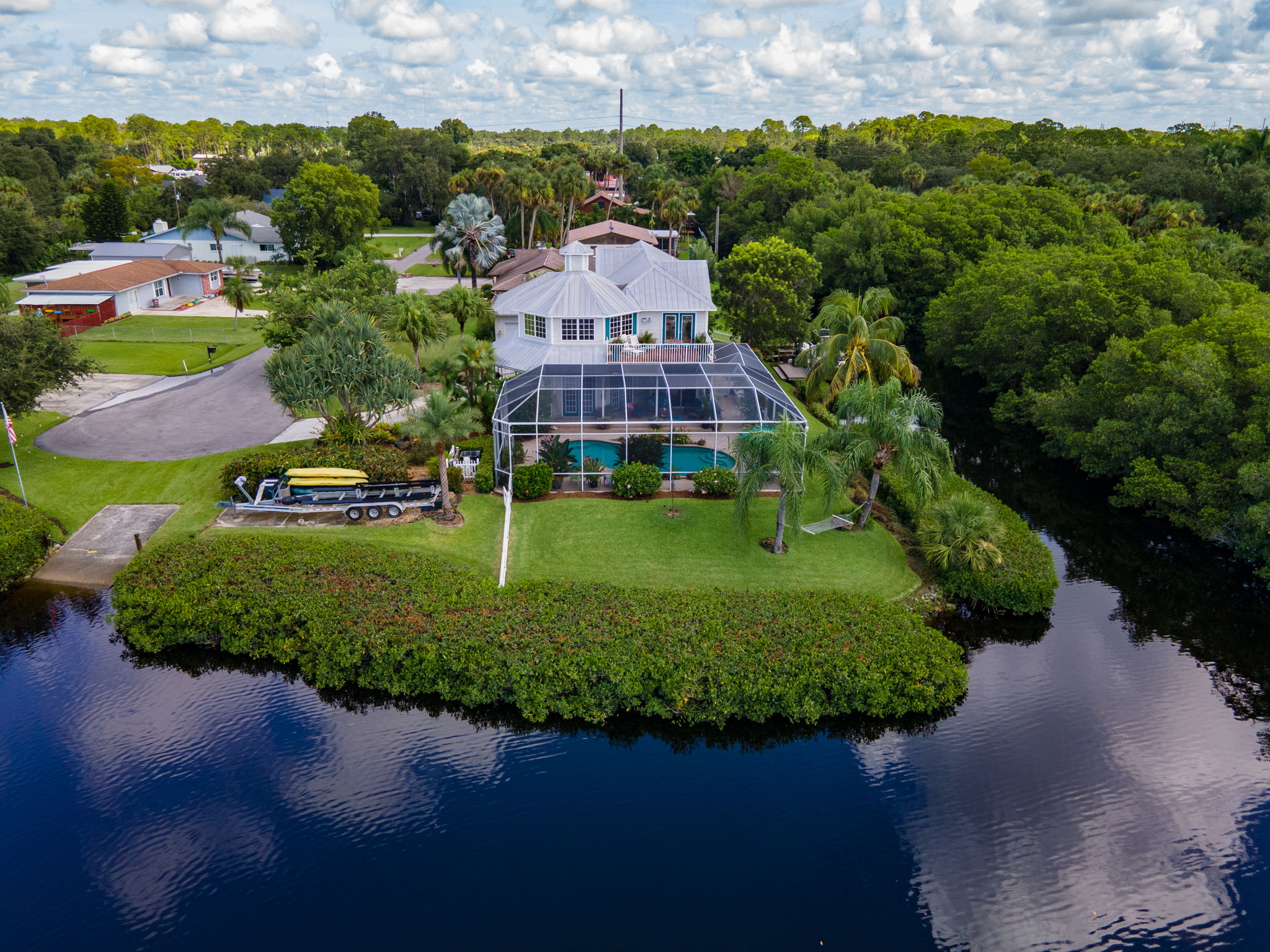 16900 Carolyn Ln, North Fort Myers, FL 33917, USA Photo 38