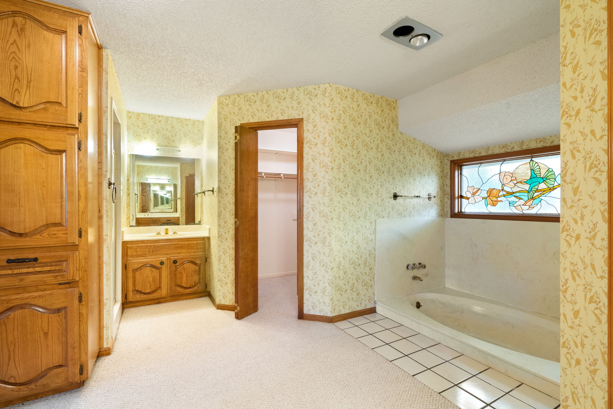 Owner's En Suite Bathroom