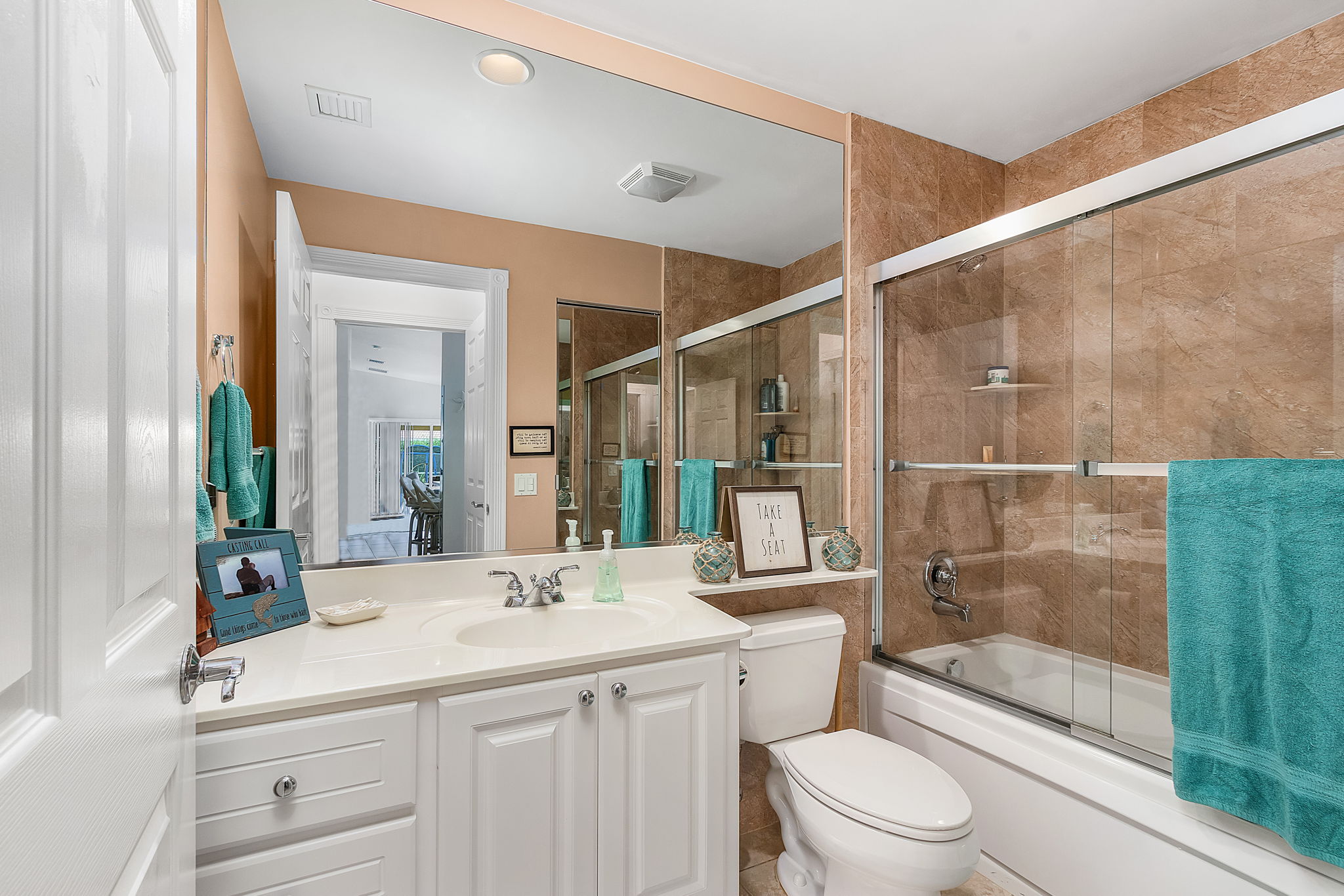 8166 Xenia Ln, Naples, FL 34114, USA Photo 6