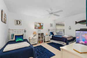 8166 Xenia Ln, Naples, FL 34114, USA Photo 6