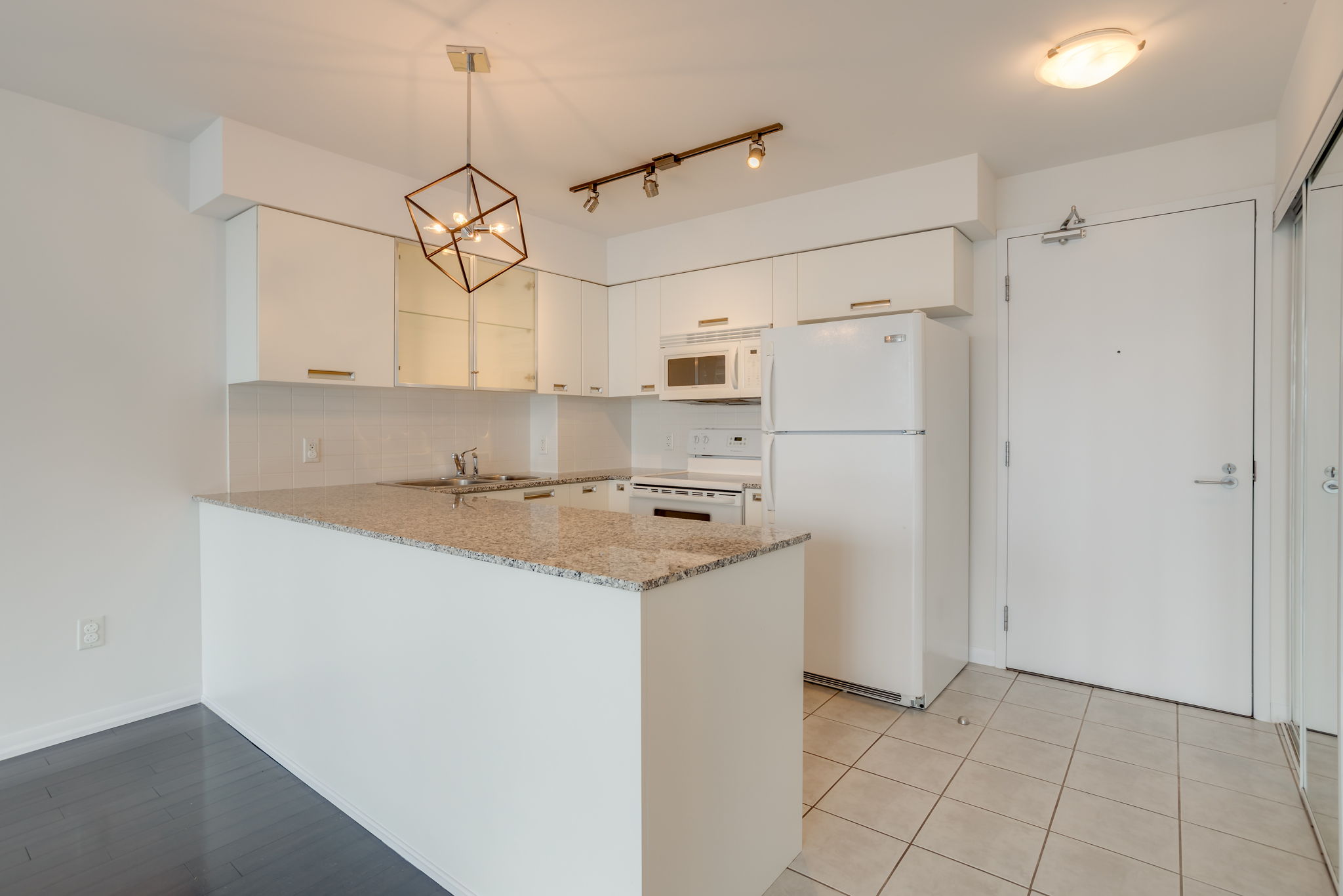 37 Grosvenor St - Unit 2904, Toronto, ON M5S 3K6, CA Photo 7