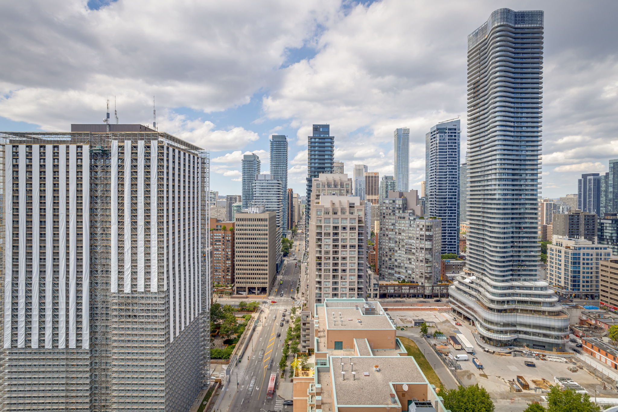 37 Grosvenor St - Unit 2904, Toronto, ON M5S 3K6, CA Photo 25