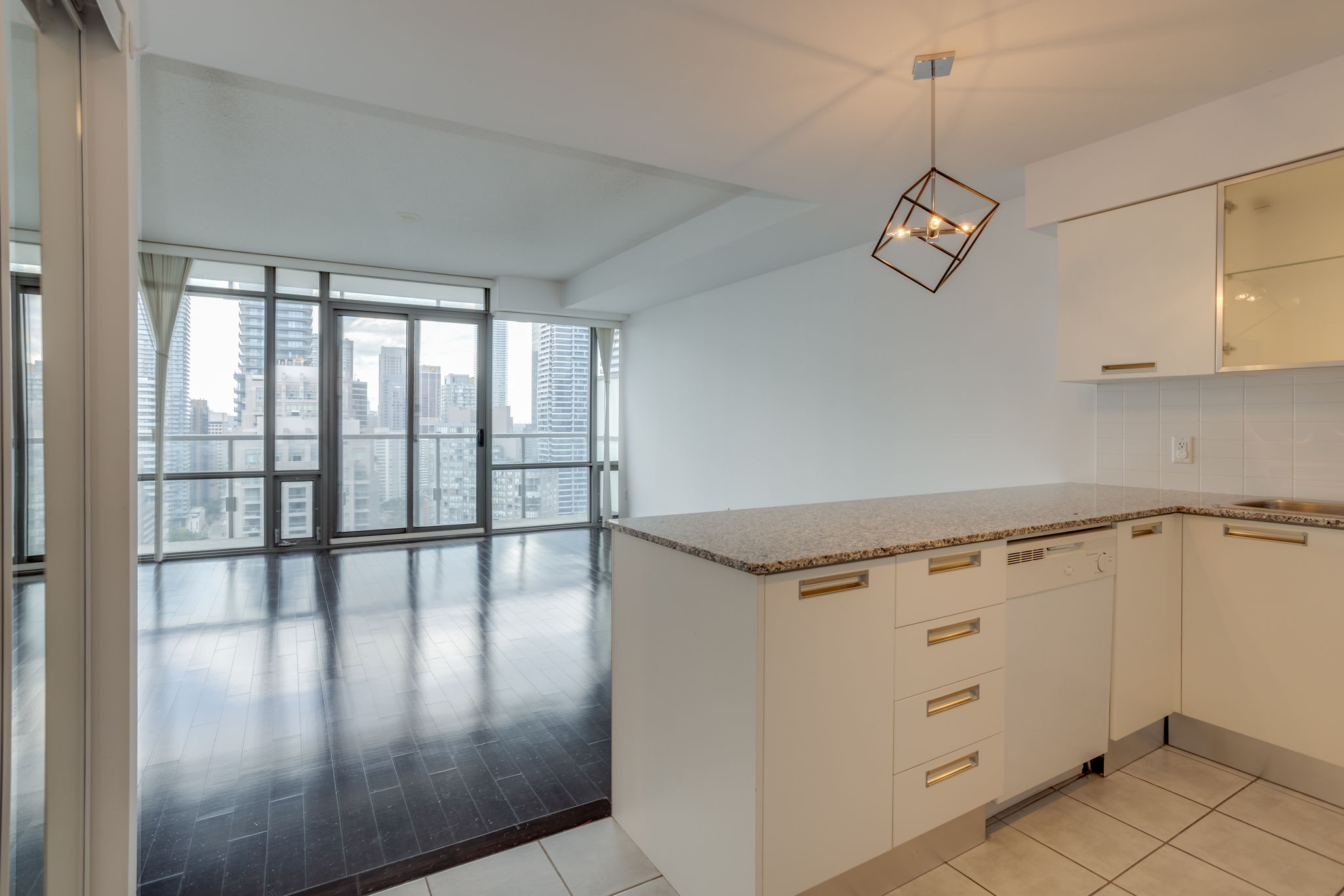 37 Grosvenor St - Unit 2904, Toronto, ON M5S 3K6, CA Photo 5