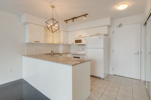 37 Grosvenor St - Unit 2904, Toronto, ON M5S 3K6, CA Photo 6