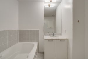 37 Grosvenor St - Unit 2904, Toronto, ON M5S 3K6, CA Photo 21