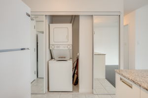 37 Grosvenor St - Unit 2904, Toronto, ON M5S 3K6, CA Photo 13