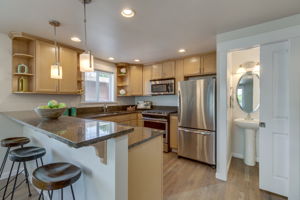 1214 6th Ave N, Seattle, WA 98109, USA Photo 5