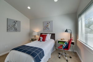 1214 6th Ave N, Seattle, WA 98109, USA Photo 22