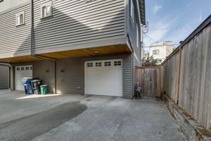 1214 6th Ave N, Seattle, WA 98109, USA Photo 33