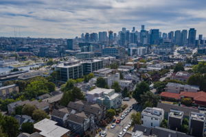 1214 6th Ave N, Seattle, WA 98109, USA Photo 37