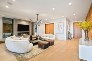 15312 Whitfield Ave, Pacific Palisades, CA 90272, US Photo 4