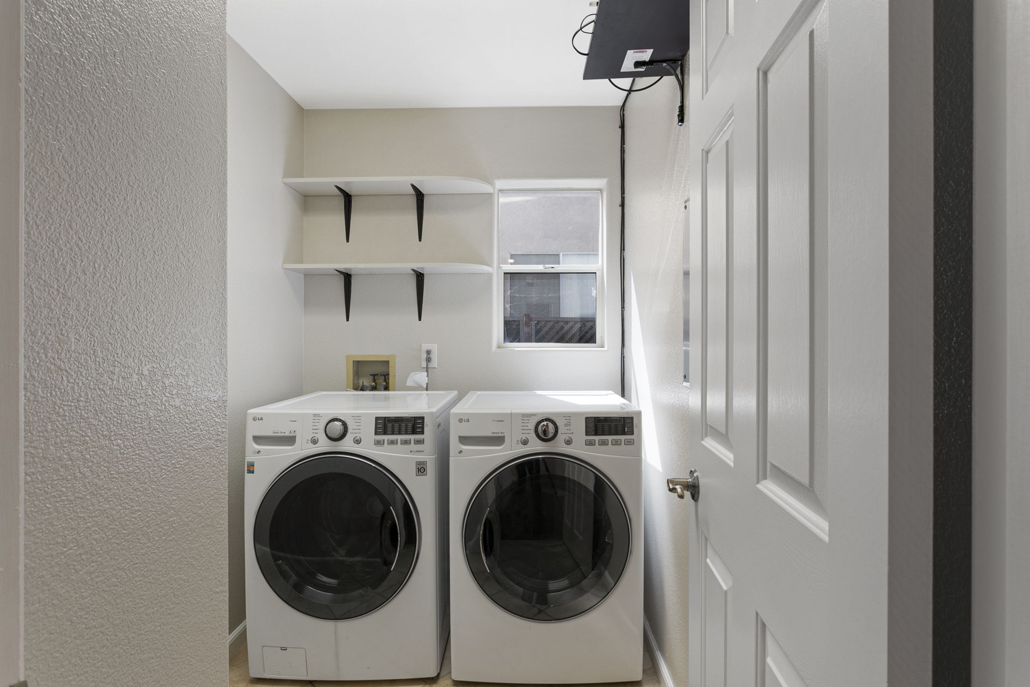15183 Shining Star Ln, San Leandro, CA 94579, US Photo 22