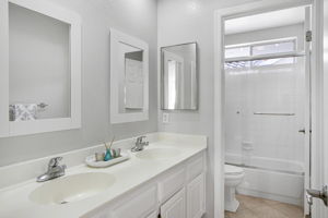 15183 Shining Star Ln, San Leandro, CA 94579, US Photo 35