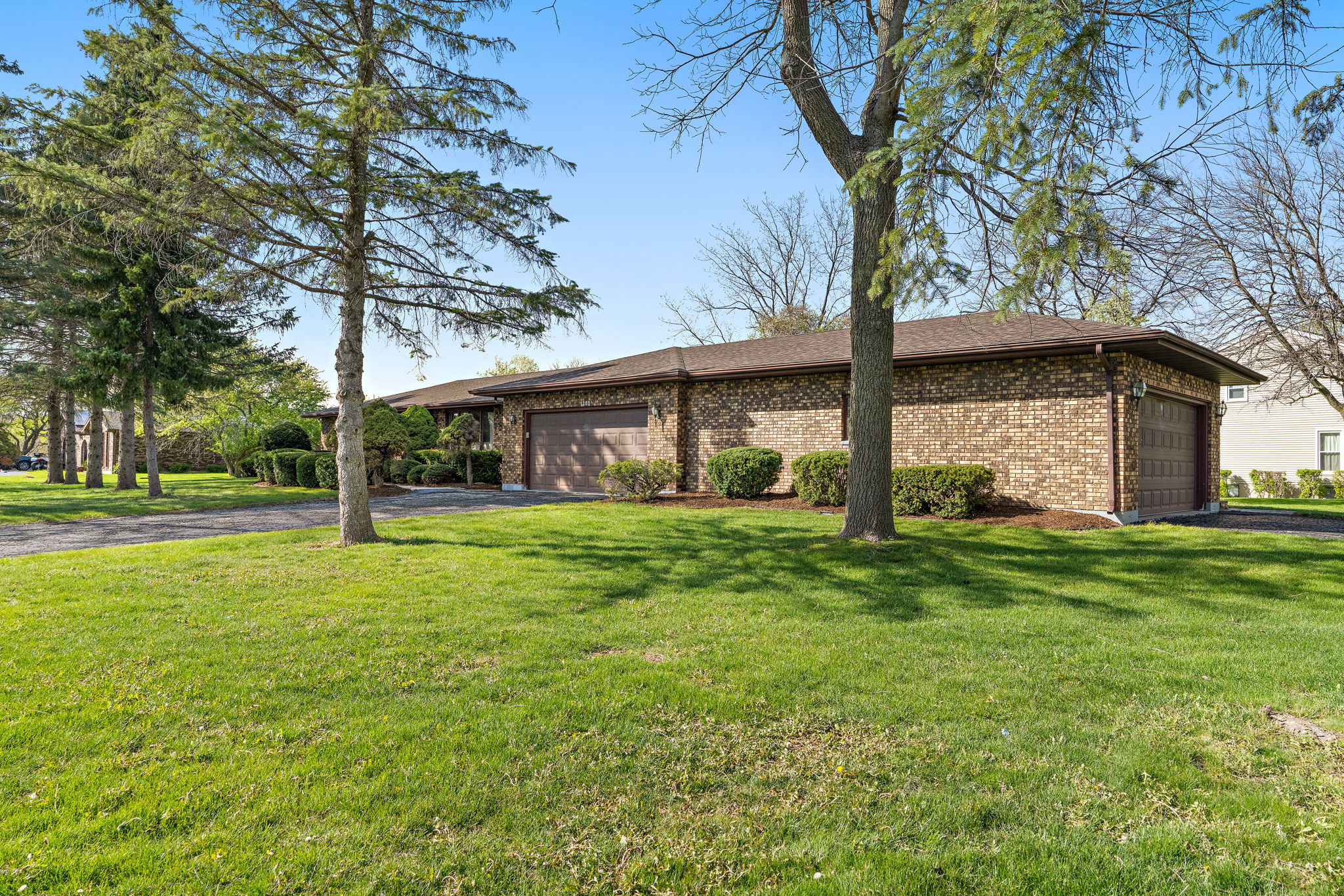 1200 Lexington Dr, Algonquin, IL 60102, US Photo 3