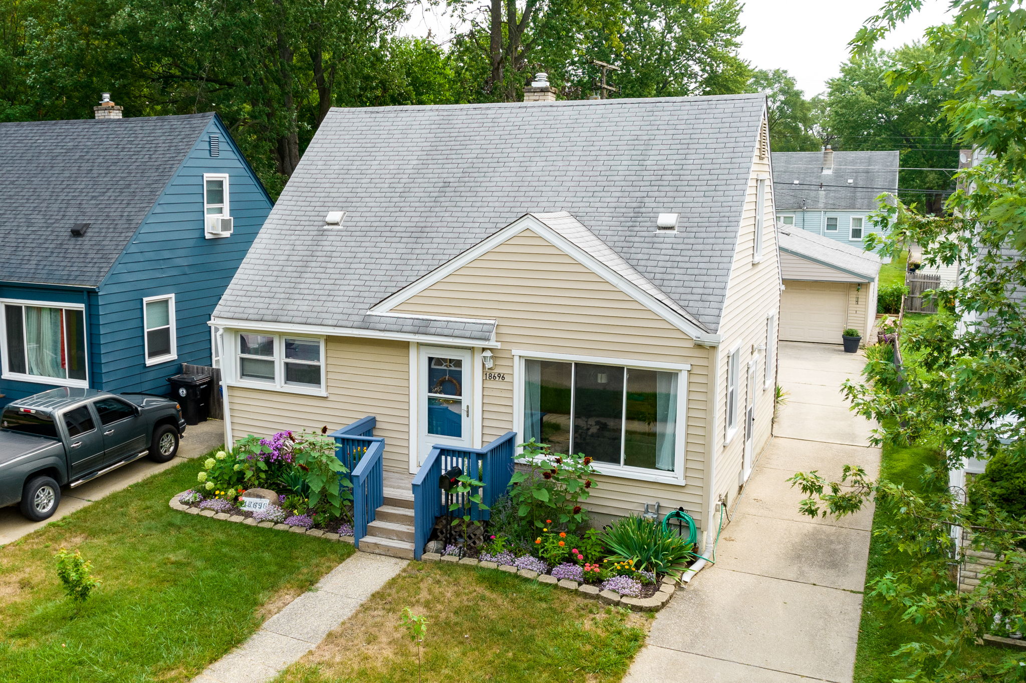 18696 Fox, Redford Charter Township, MI 48240 Michigan Video Tours