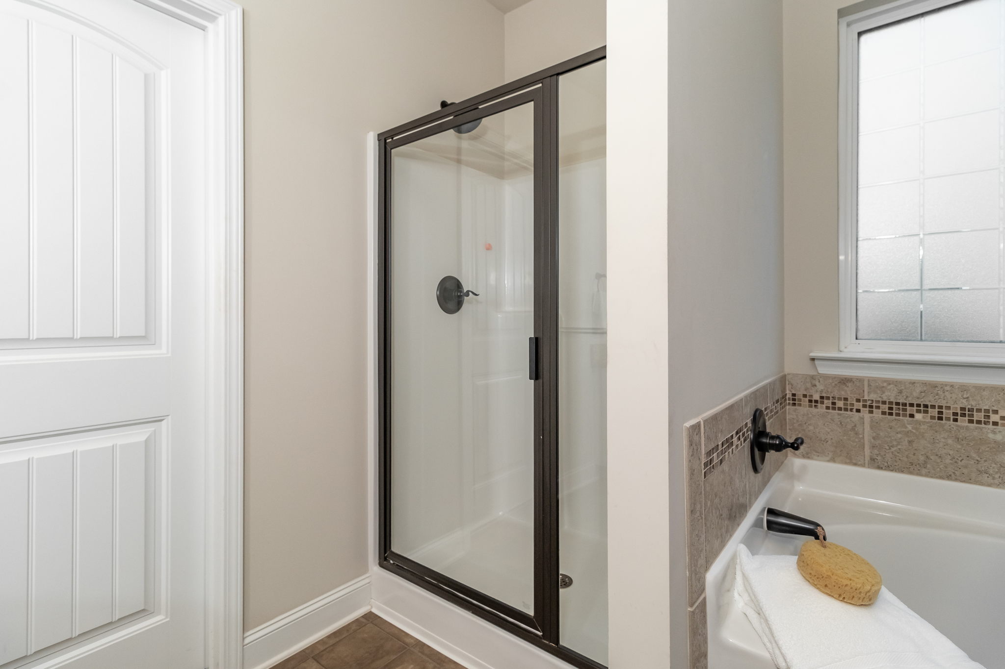 Owner's En-Suite Bath