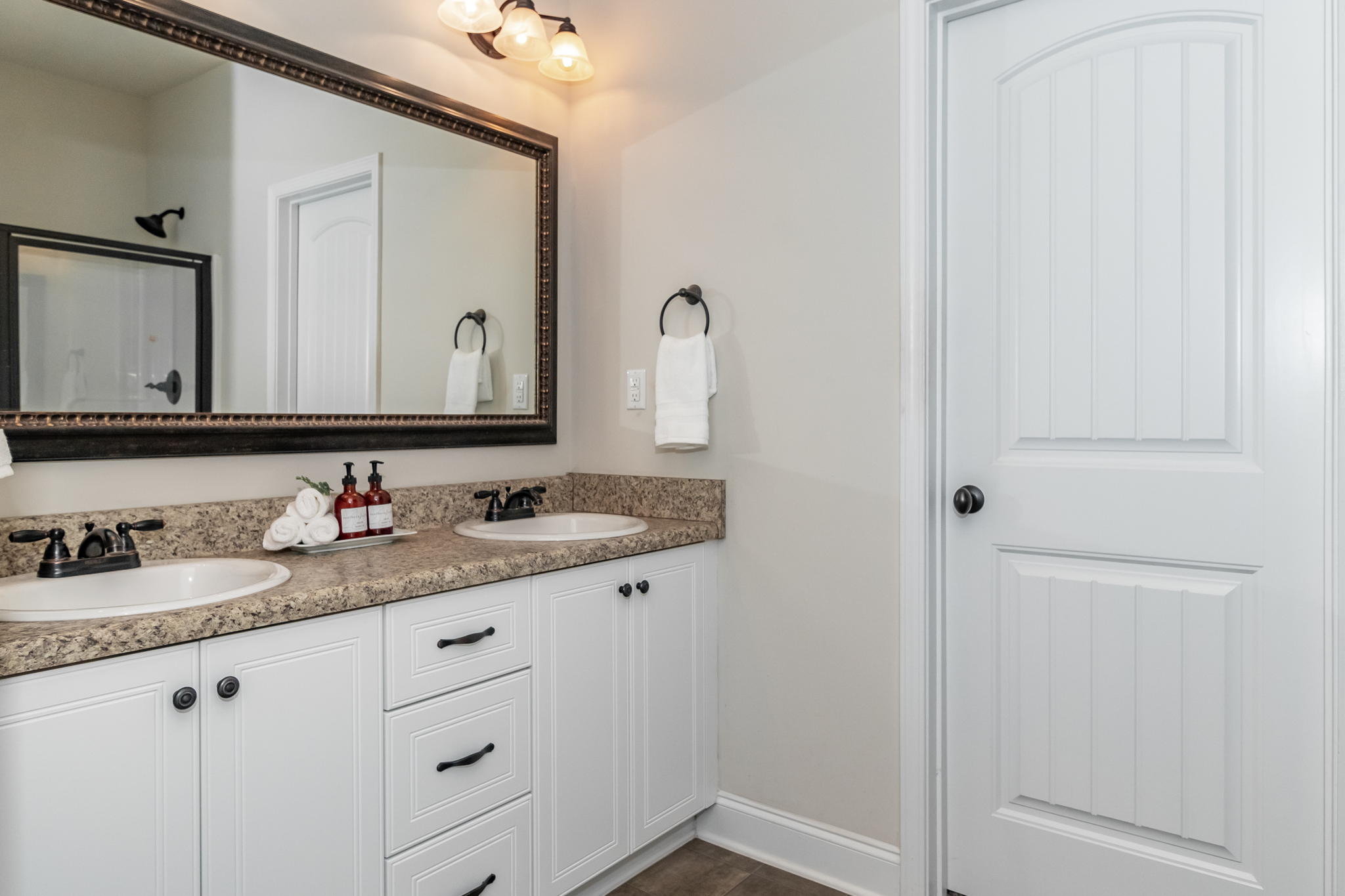 Owner's En-Suite Bath