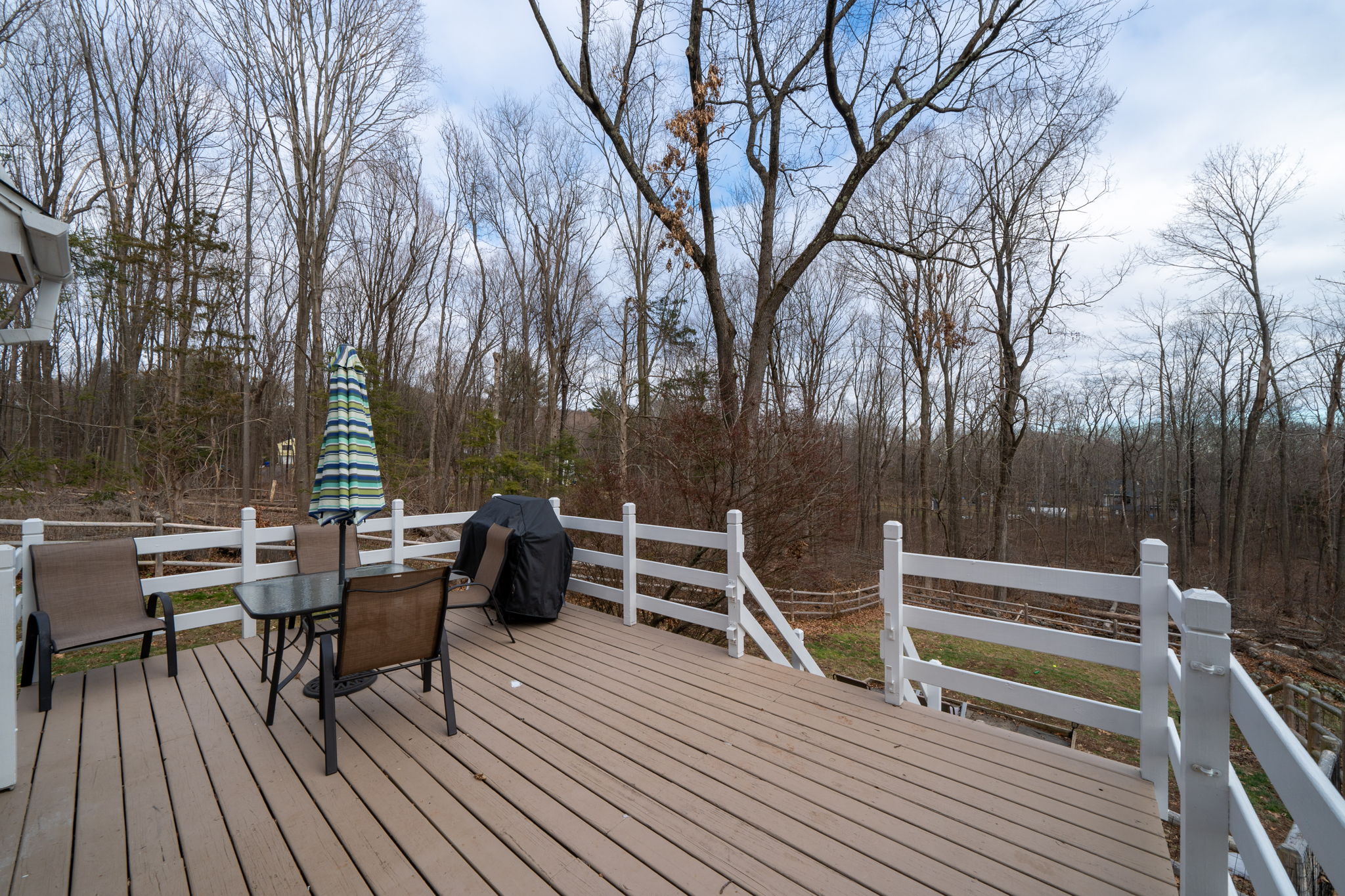 671 Andrews St, Southington, CT 06489, US Photo 6