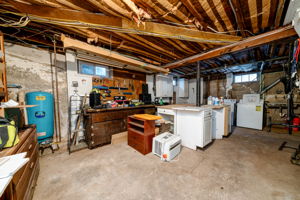 671 Andrews St, Southington, CT 06489, US Photo 62