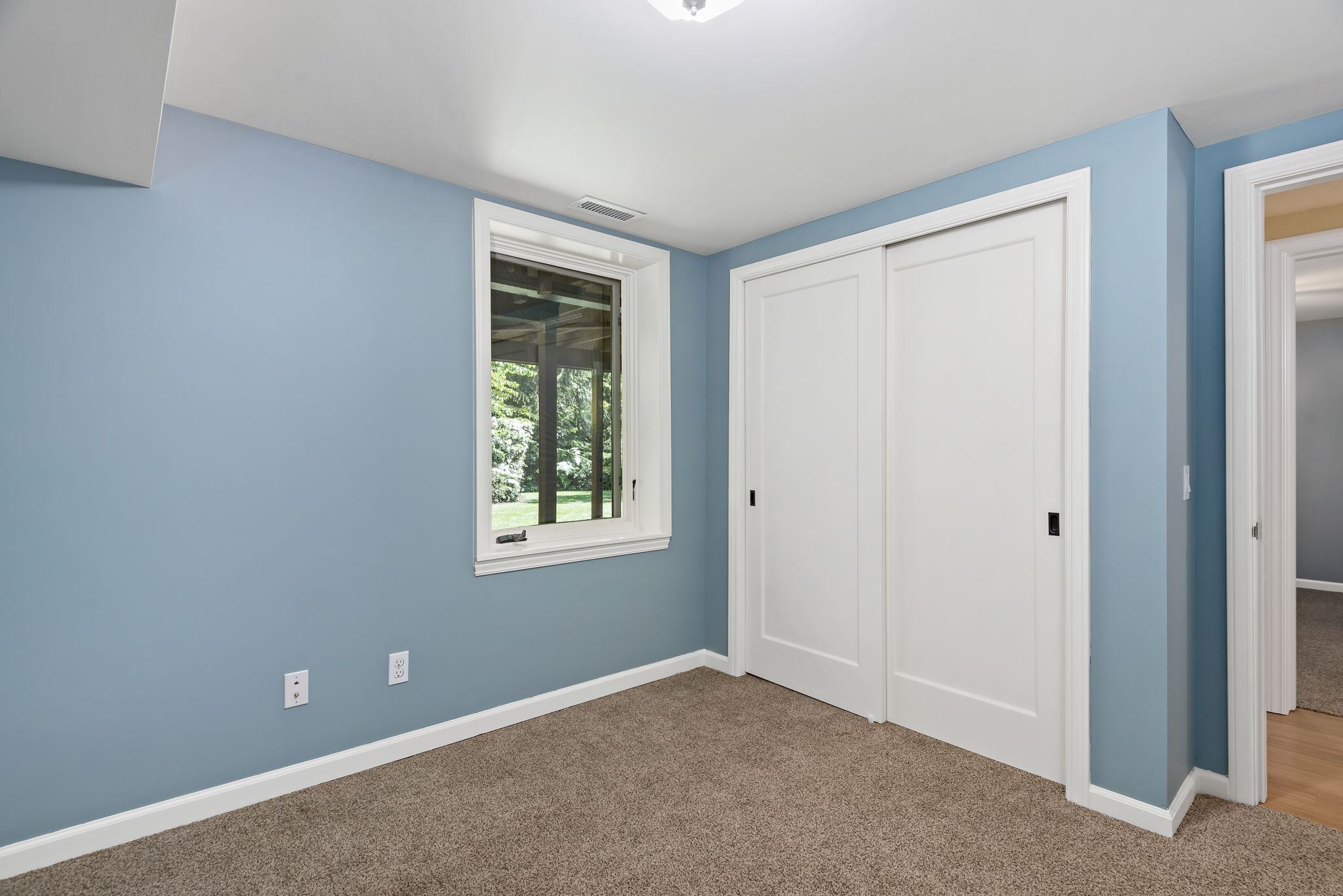 12512 Marine View Dr SW, Burien, WA 98146, US Photo 46